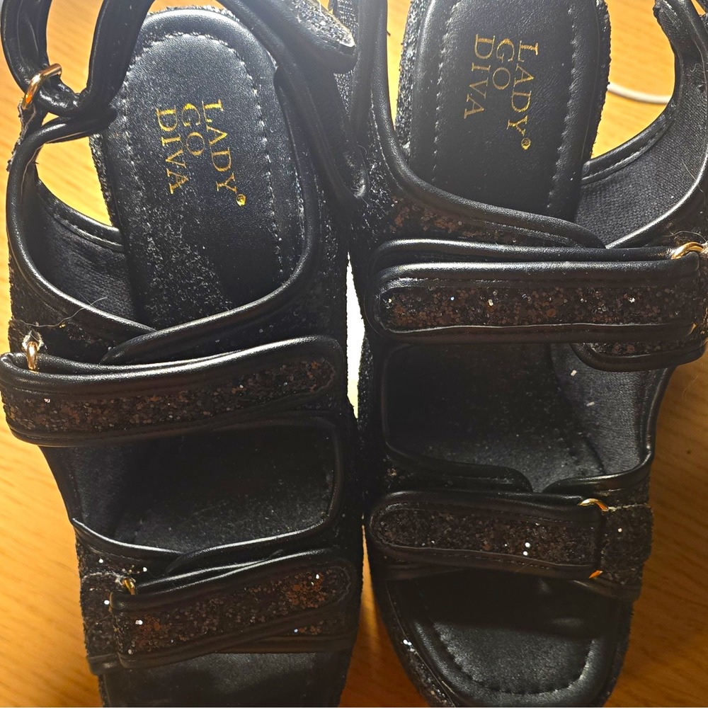 Lady Godiva Women's Black Glitter Strappy Ankle Strap Sandals Size 7